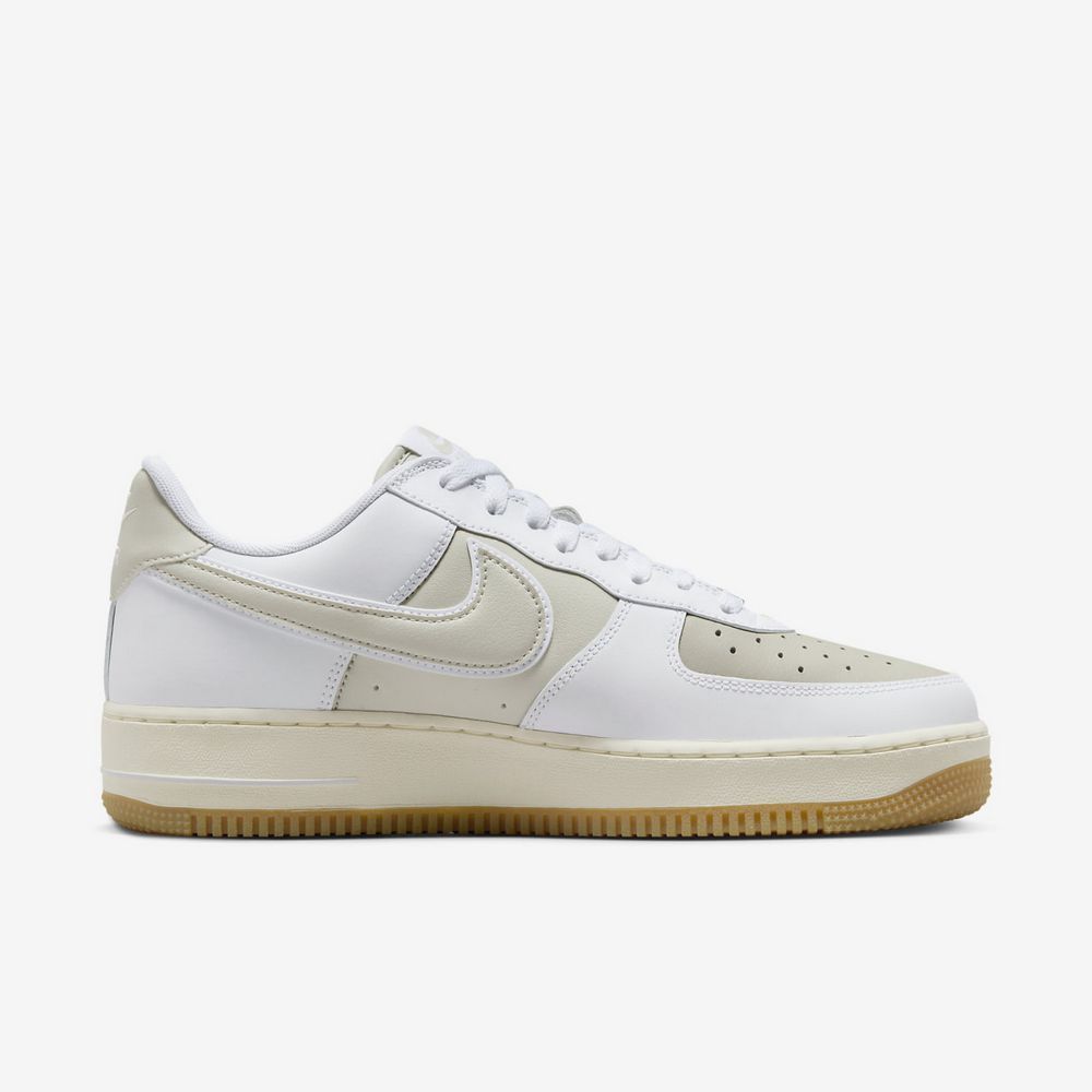 Кроссовки Nike AIR FORCE 1 07 купить