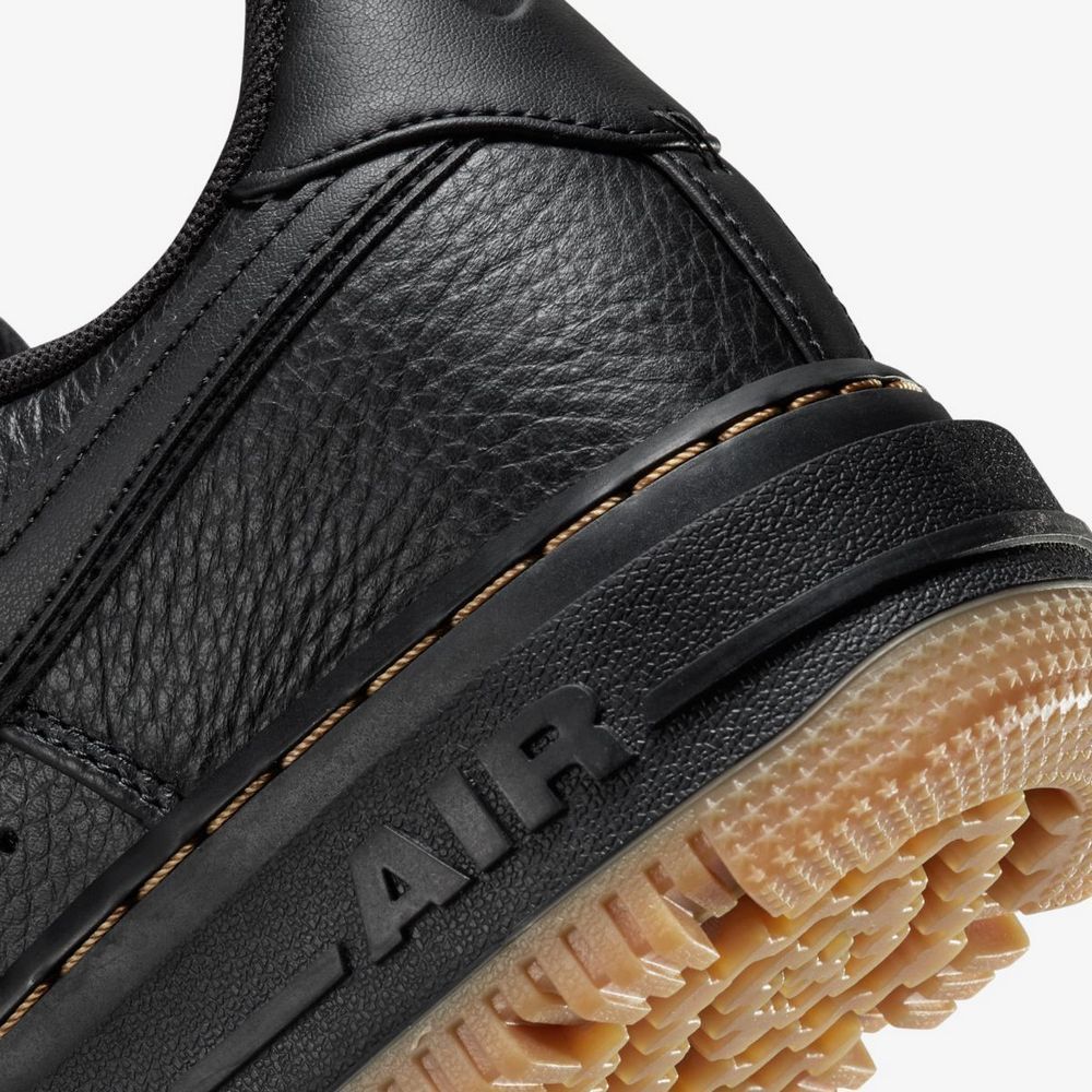 Кросівки Nike AIR FORCE 1 LUXE купити