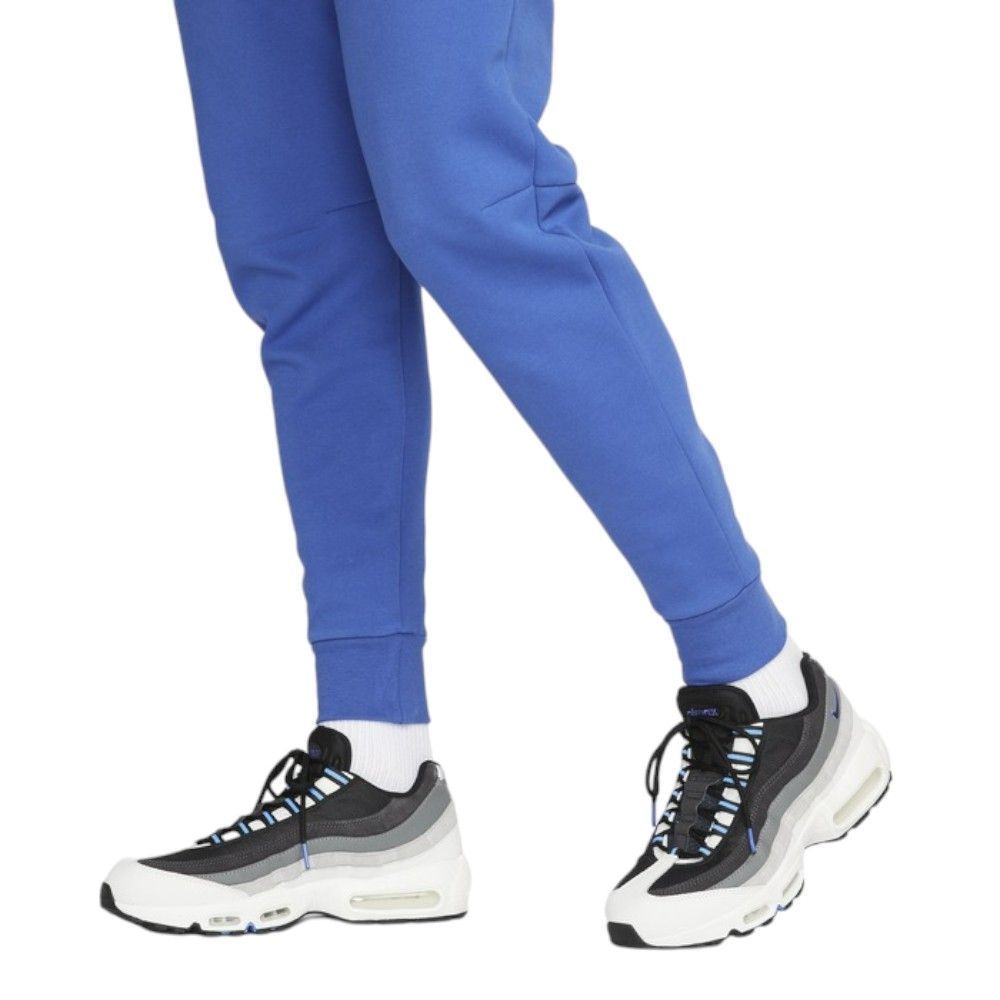 Штани Nike Sportswear Tech Fleece Joggers купити