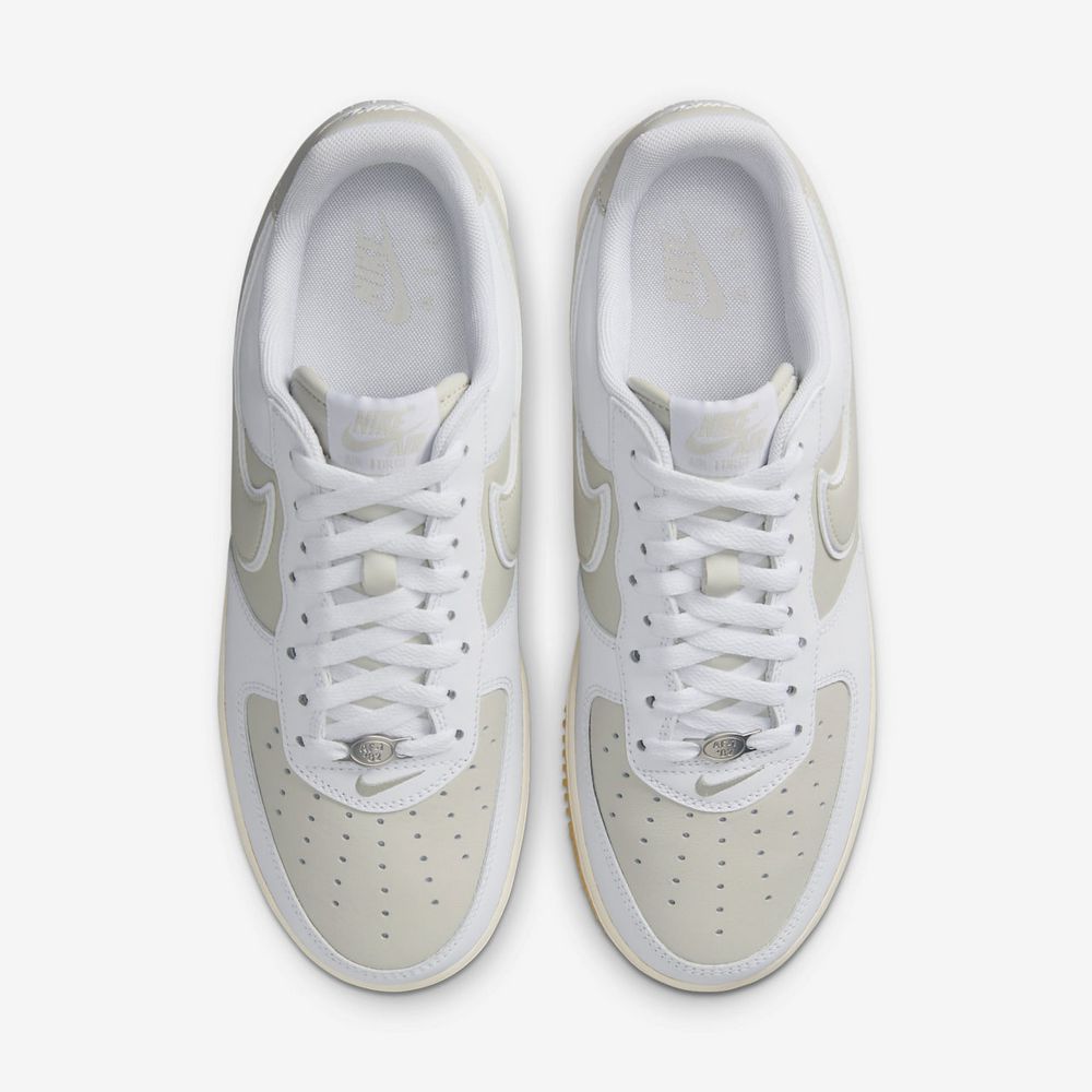 Кроссовки Nike AIR FORCE 1 07 купить
