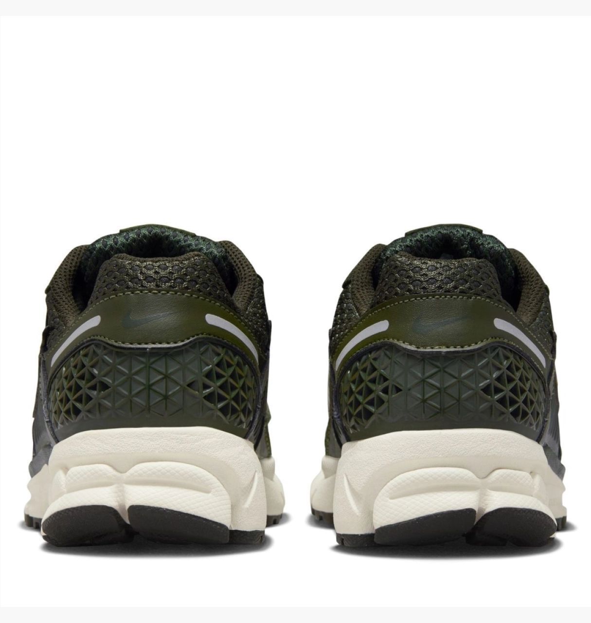Кросівки NIKE VOMERO 5 BLACK/GREEN купить