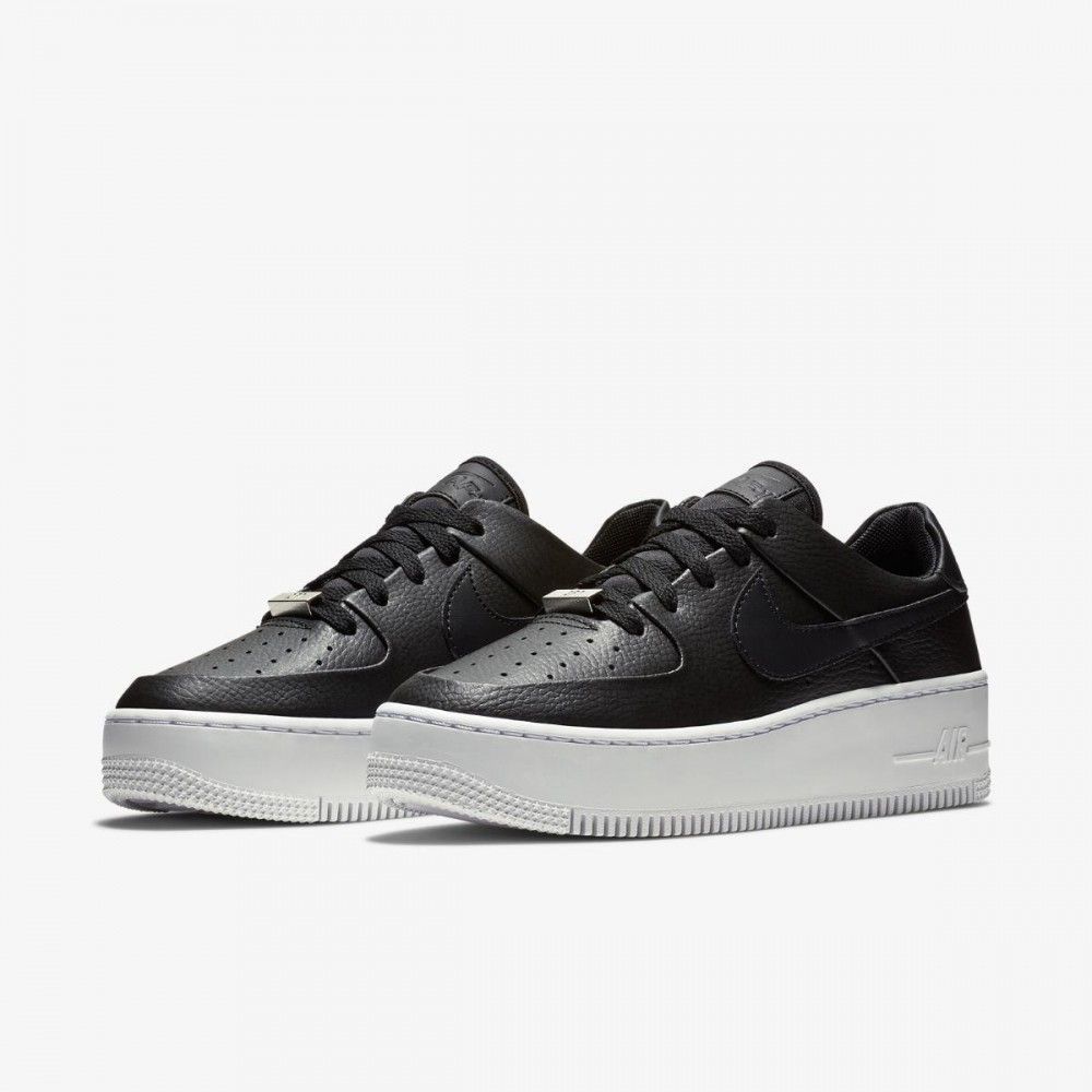 Кросівки Nike W AF1 SAGE LOW купити