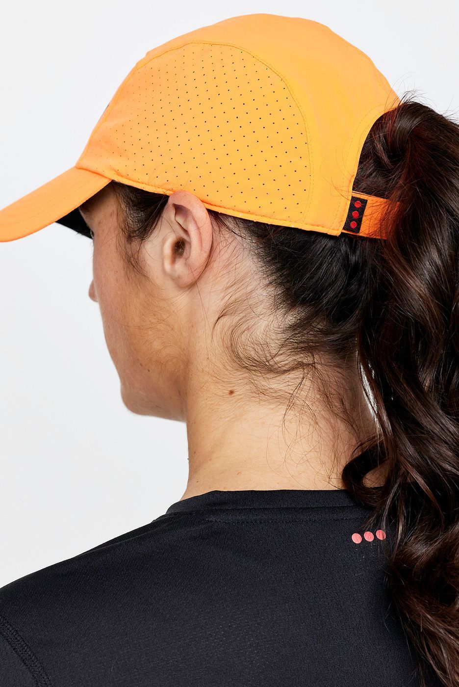 Бейсболка Saucony OUTPACE HAT купити