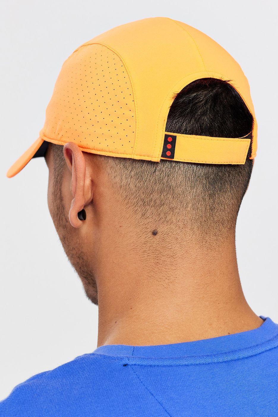 Бейсболка Saucony OUTPACE HAT купити