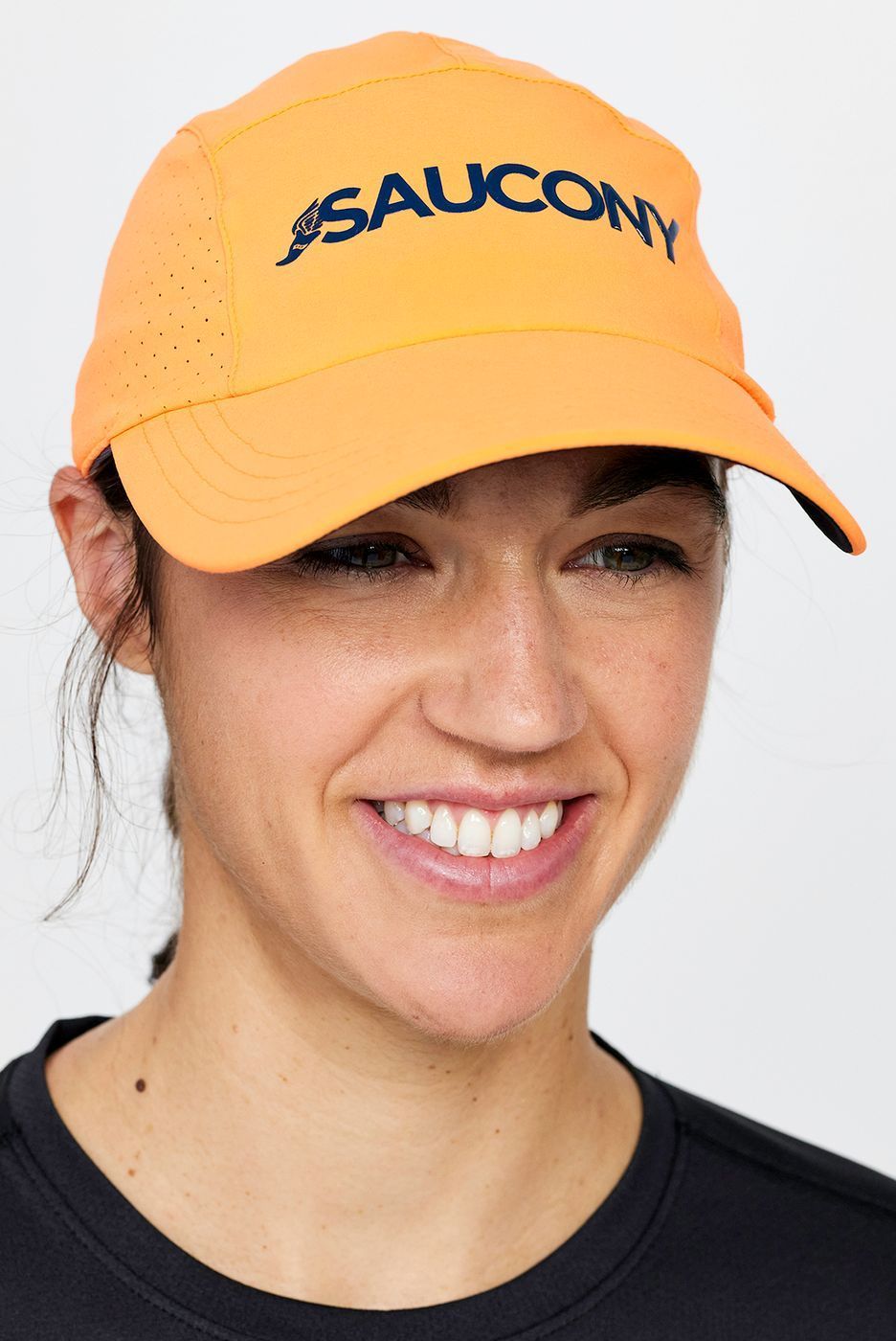 Бейсболка Saucony OUTPACE HAT купити