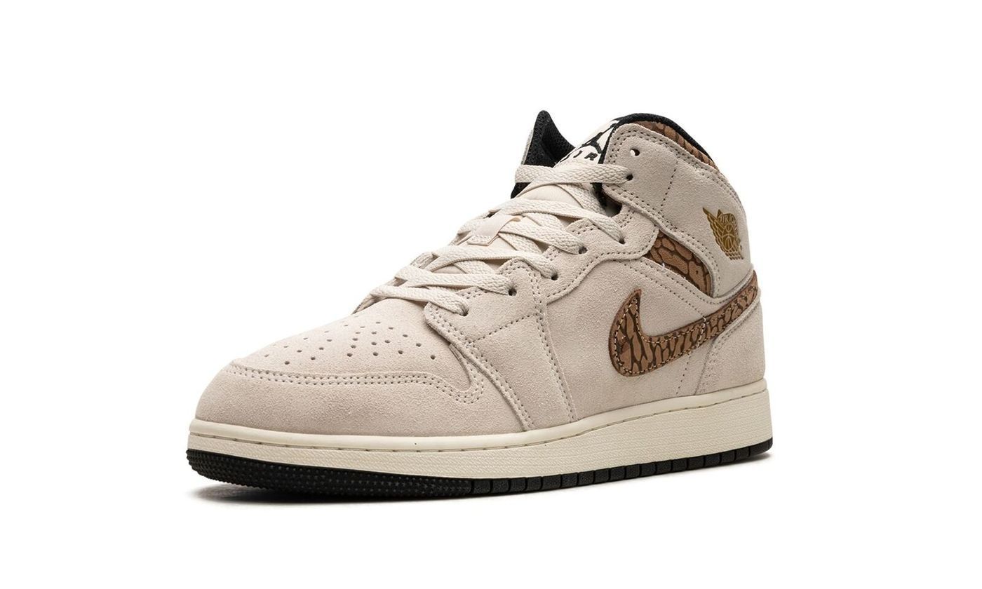 Кросівки Jordan 1 Mid SE Brown Elephant (GS) купити