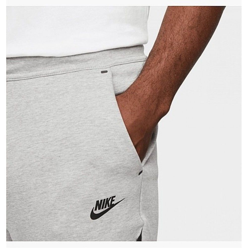 Спортивний костюм NIKE TECH купить