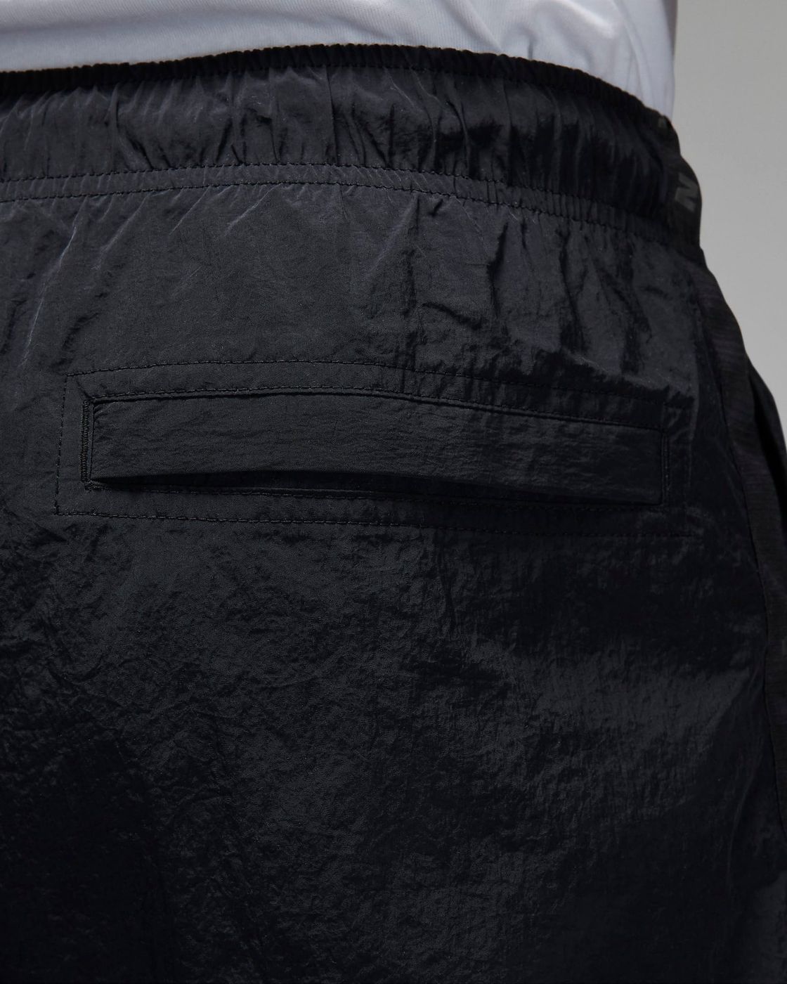 Штани чоловічі Jordan Essentials
Men's Warmup Pants (FB7292-010) купити