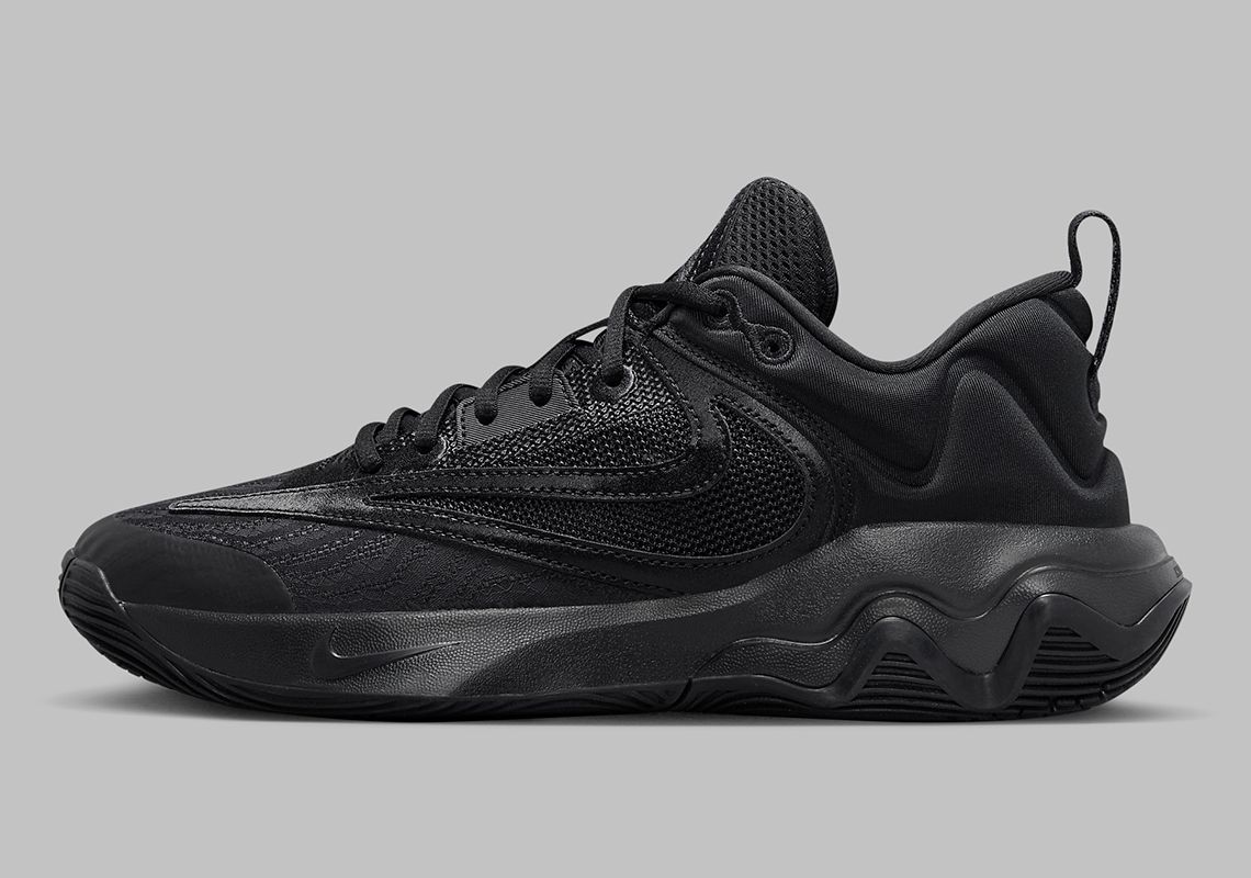 Кросівки Nike GIANNIS IMMORTALITY 3 купити