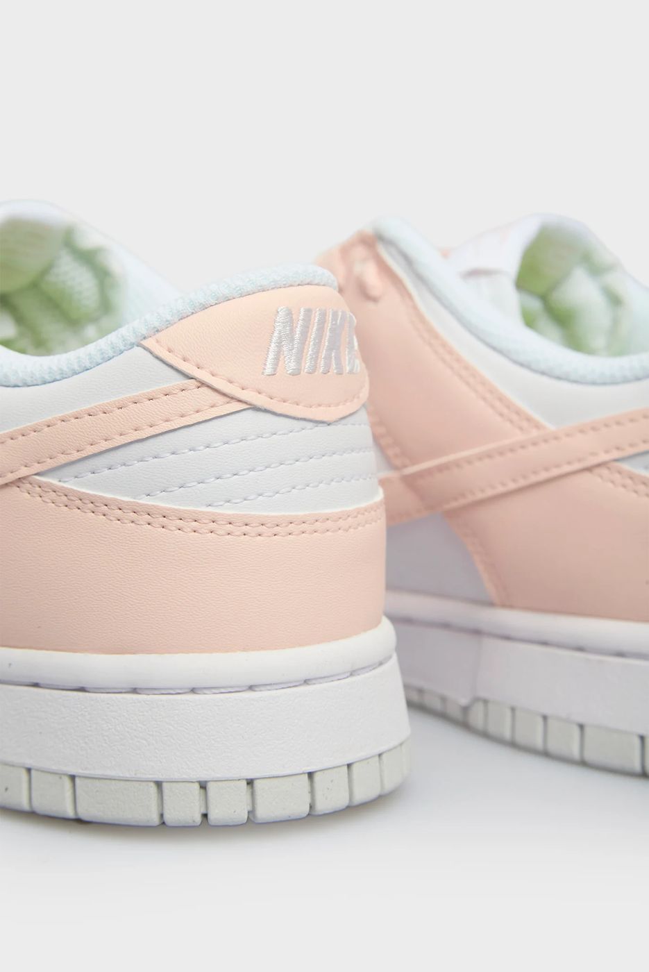 Кросівки Nike W DUNK LOW NEXT NATURE купить