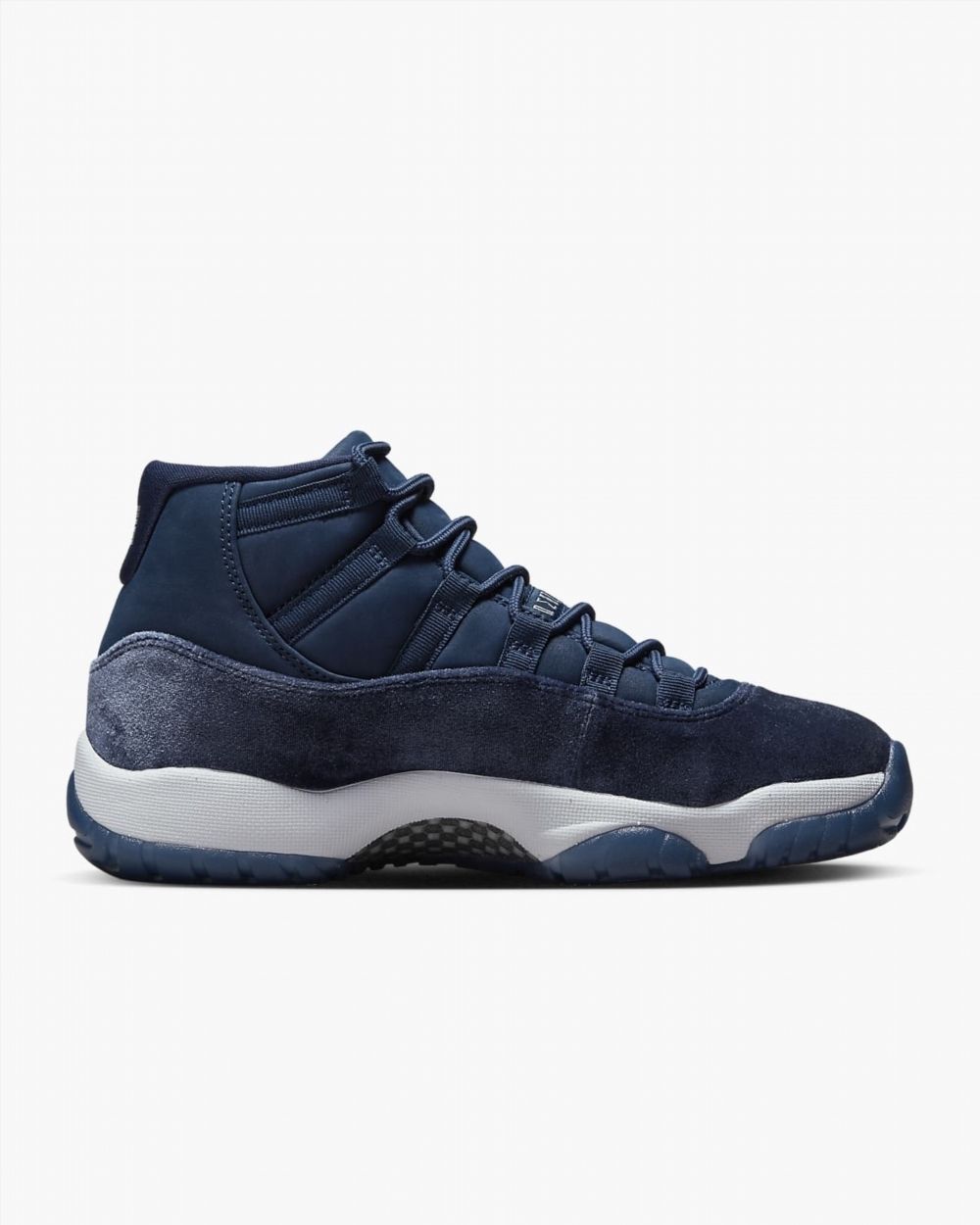 Кросівки Jordan 11 Retro Midnight Navy (W) купить
