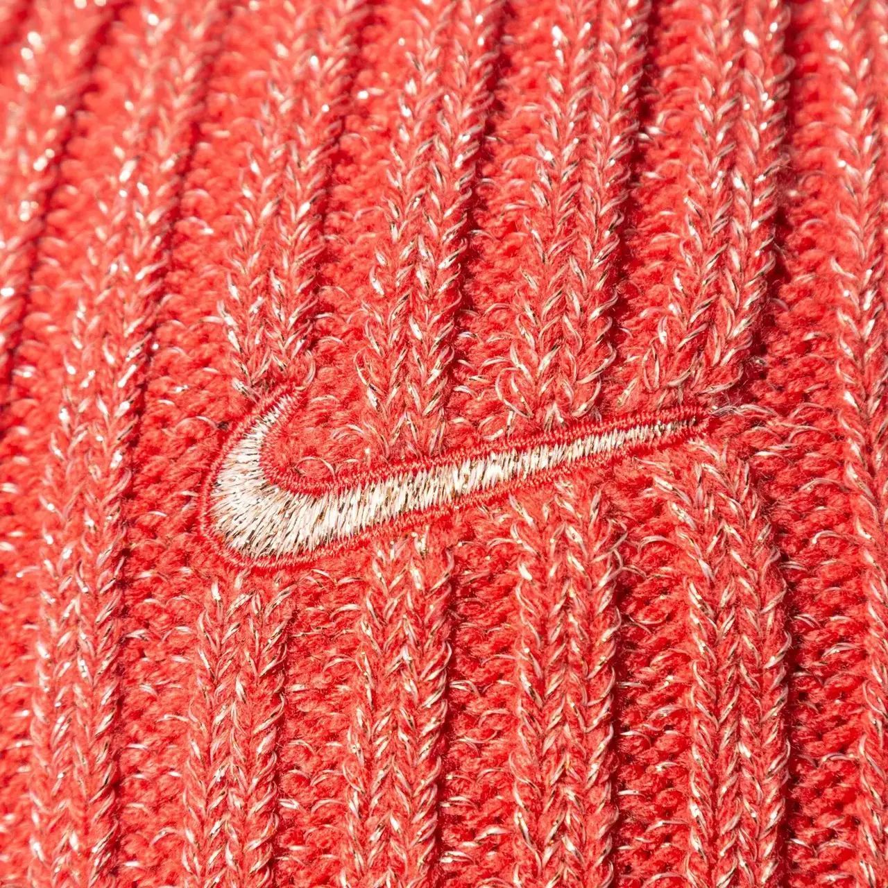 Шапка Nike W NSW BEANIE UTILITY SWOOSH DM8404-605 купити