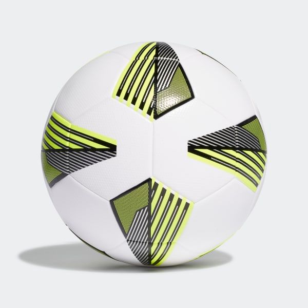 Футбольний м'яч Adidas TIRO LGE TSBE купити