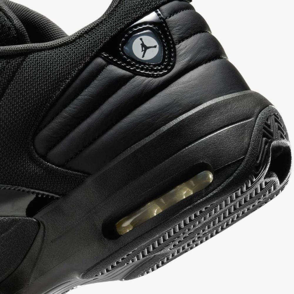 Кросівки JORDAN MAX AURA 6 купити