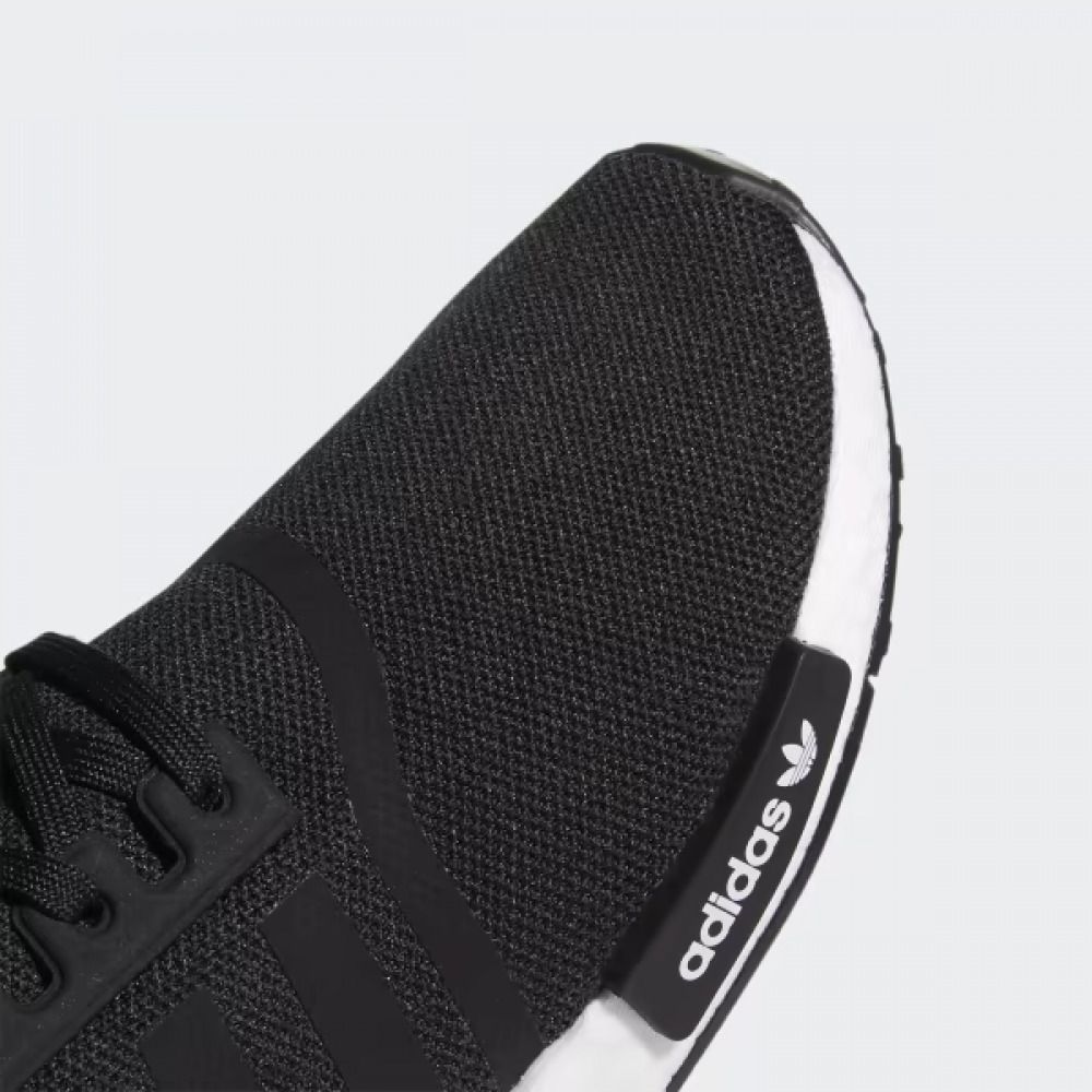 Кросівки Adidas Nmd_R1 Refined Shoes Black/White H02343 35 купити