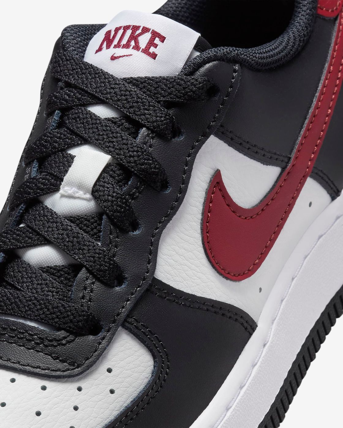 Кросівки Nike AIR FORCE 1 GS купити