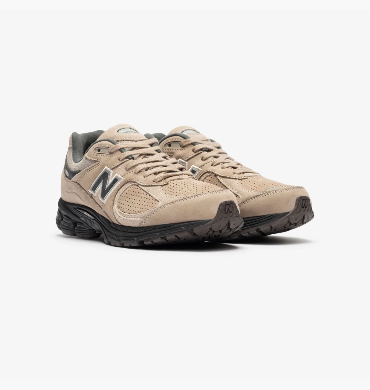 Кросівки NEW BALANCE 2002R купить