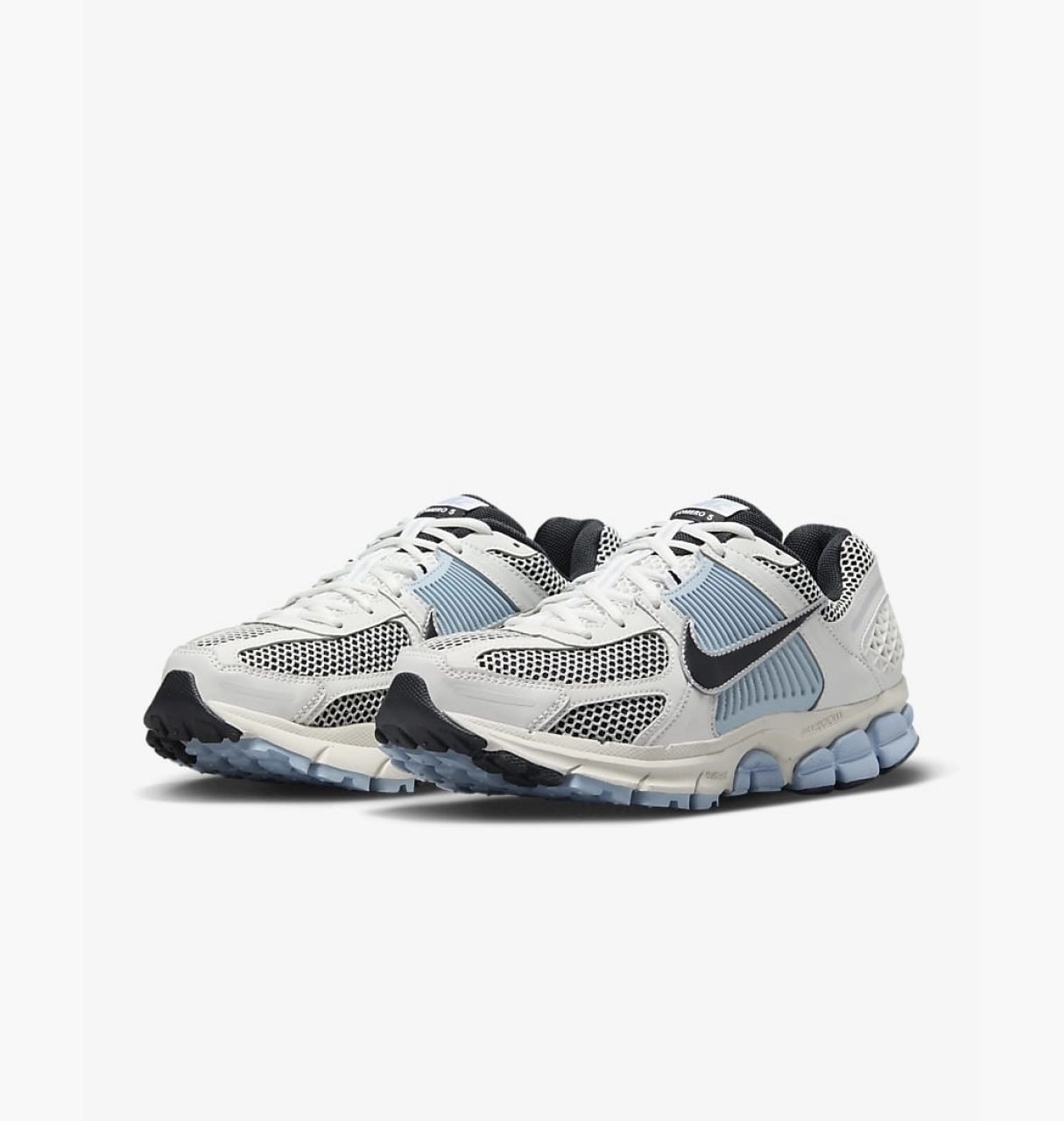 Кросівки Nike W ZOOM VOMERO 5 купить