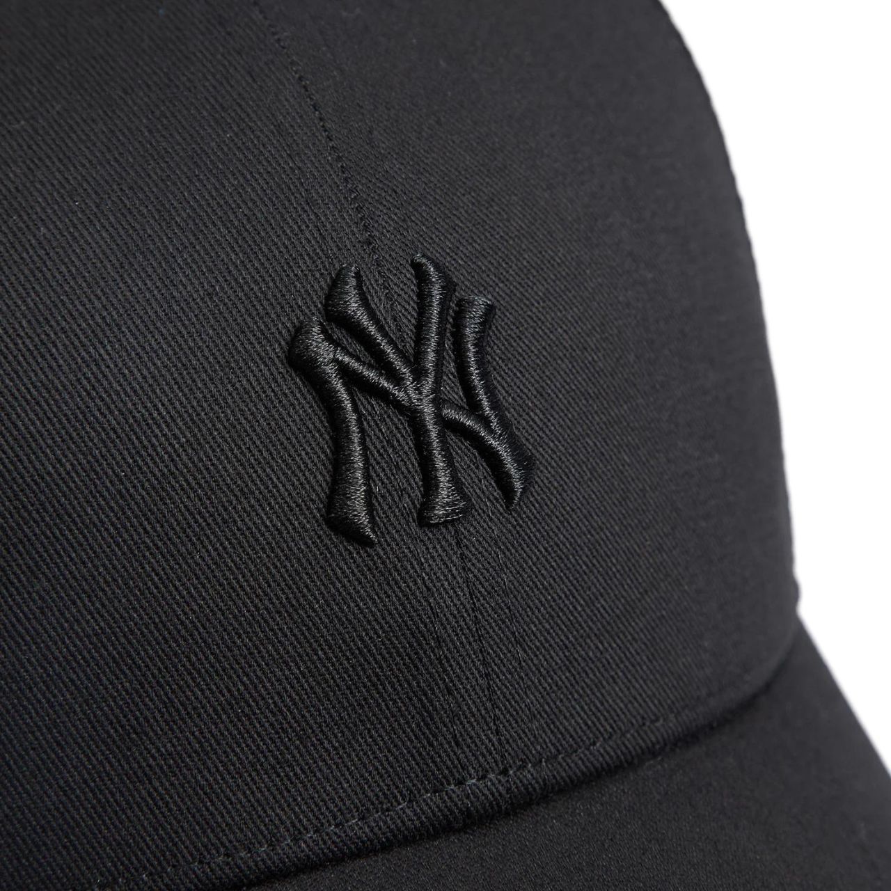 Бейсболка NEW YORK YANKEES BASE RUNNER купить