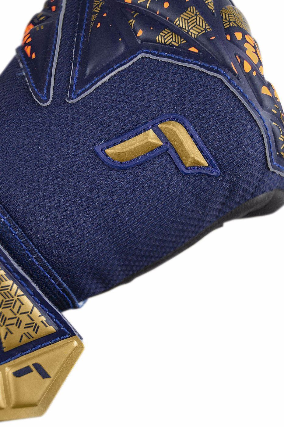 Вратарские перчатки Reusch Attrakt Freegel Silver NC premium blue/gold/black купить