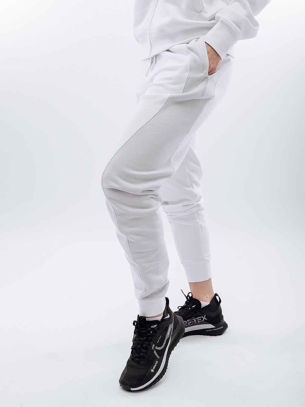 Штани Nike W NSW AIR FLC MR JGGR купити