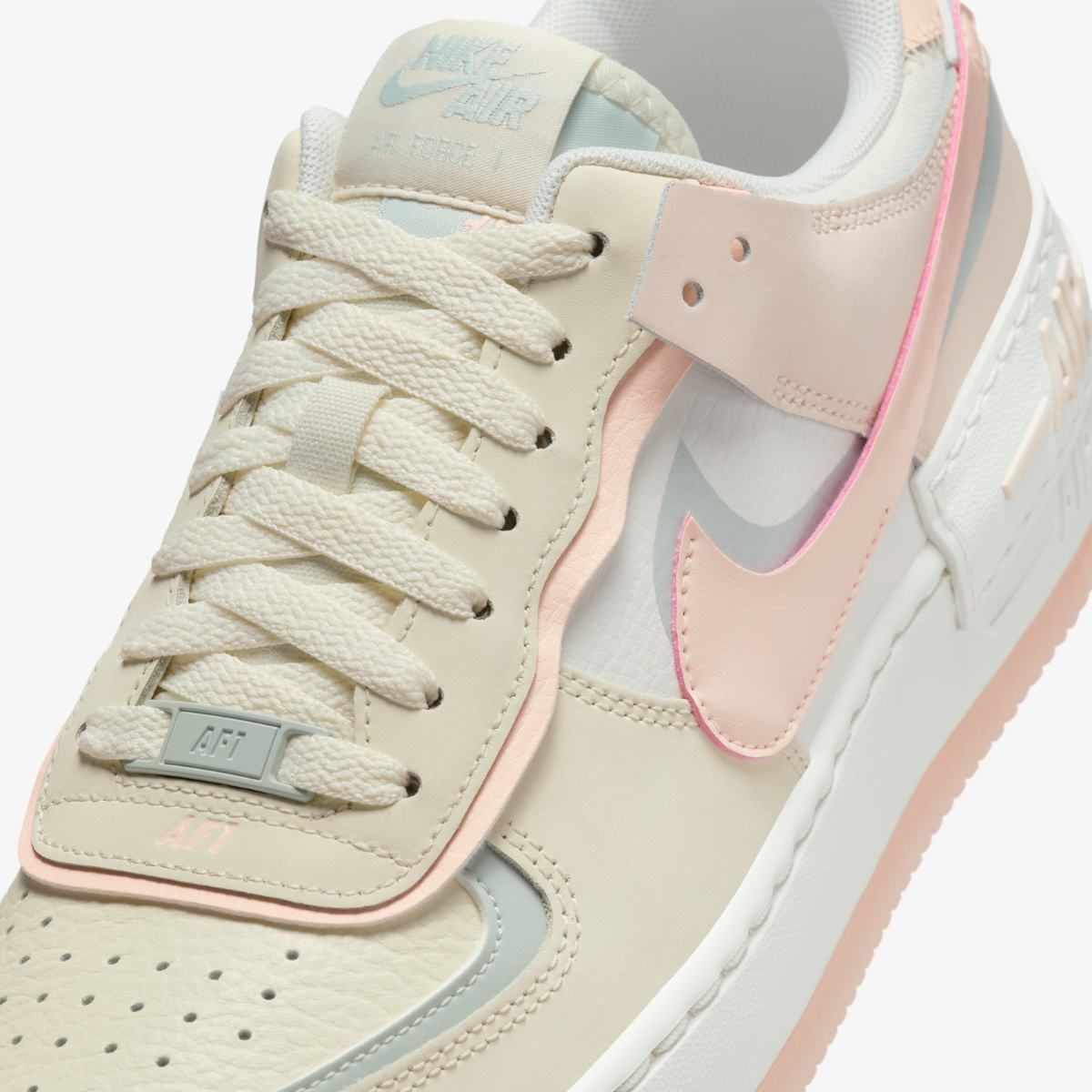 Кросівки жіночі Nike W Af1 Shadow (DZ1847-105) купити