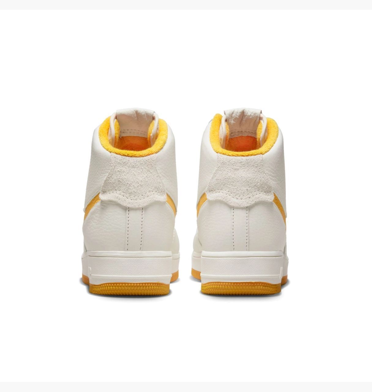Кросівки Nike Air Force 1 High Sculpt купити