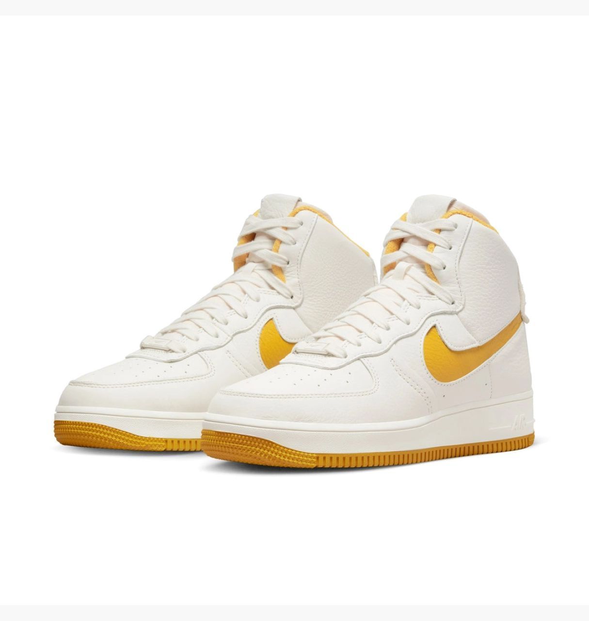 Кросівки Nike Air Force 1 High Sculpt купити