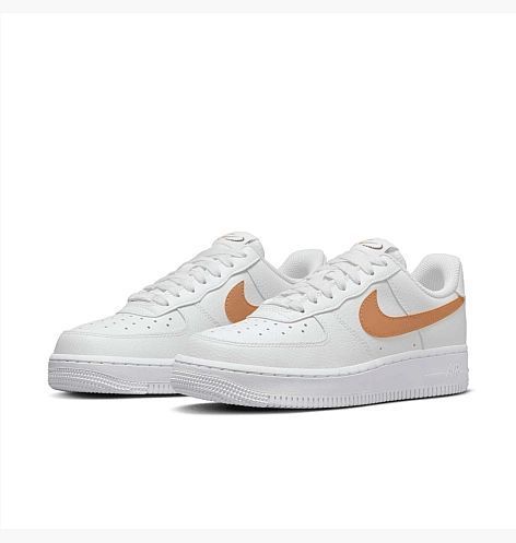 Кросівки Nike WMNS AIR FORCE 1 07 купити