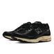 Кросівки NEW BALANCE 2002R BLACK 1