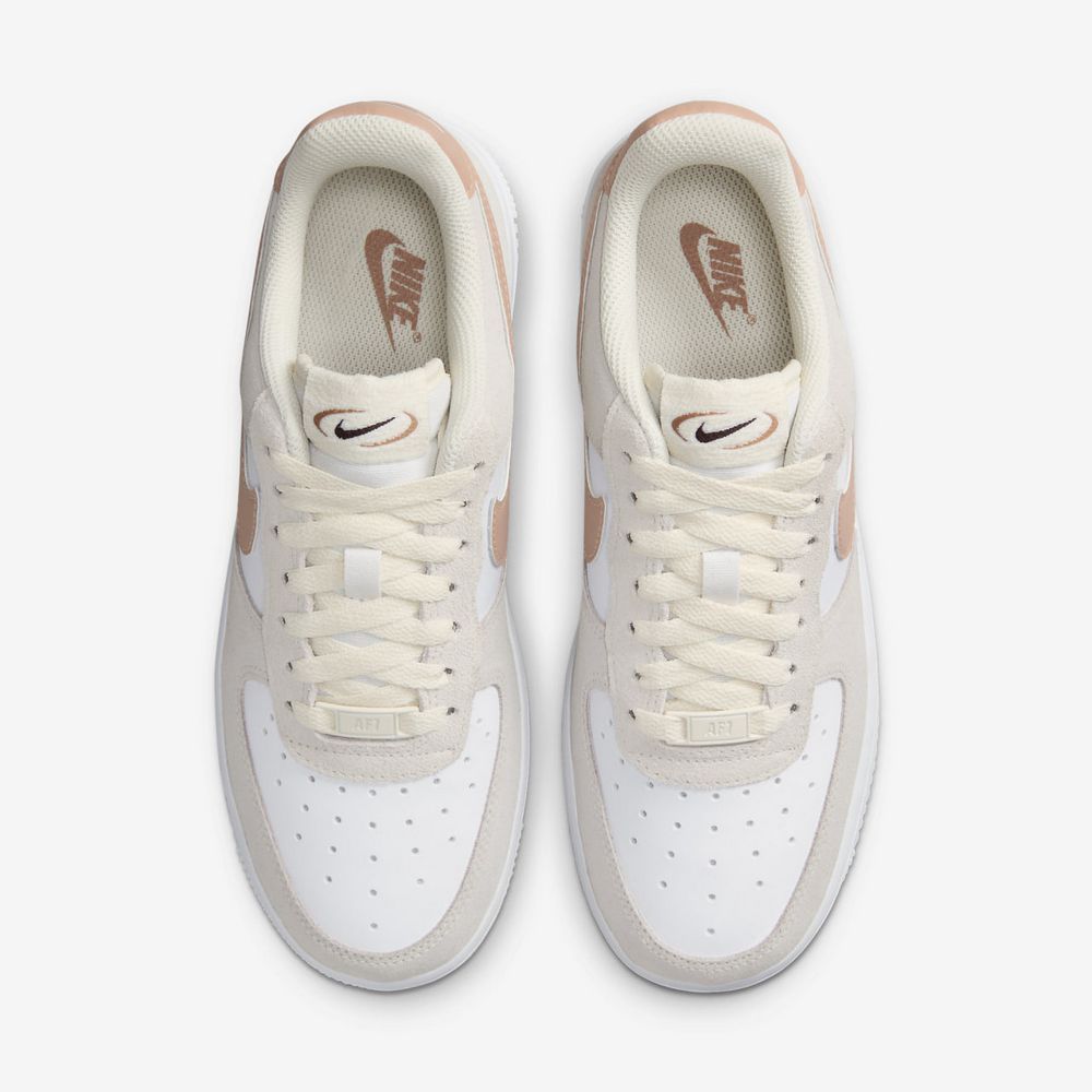 Кросівки Nike WMNS AIR FORCE 1 07 купить