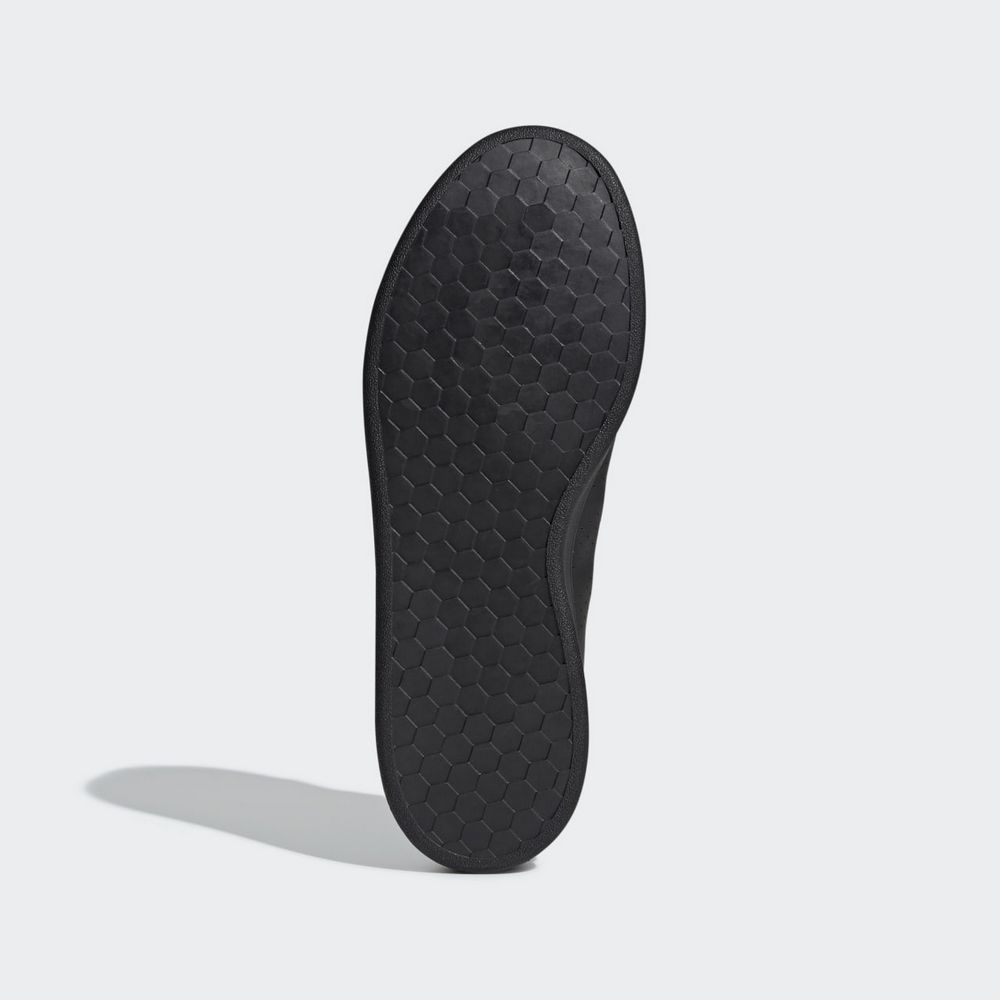 Кросівки Adidas Advantage Base купить