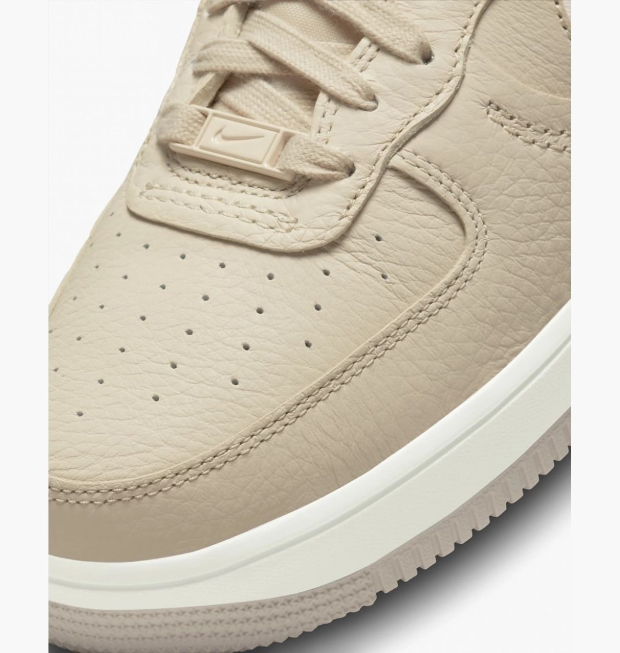 Кросівки Nike Air Force 1 High Sculpt Beige купити