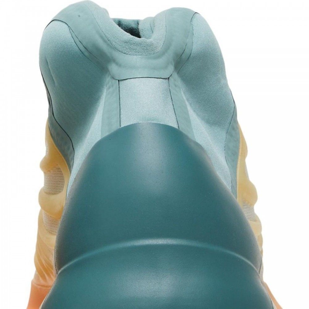 Кросівки ADIDAS YEEZY QNTM купити