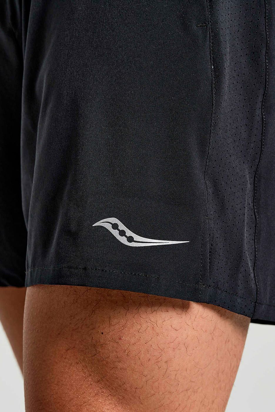 Шорти Saucony OUTPACE 5" SHORT купити