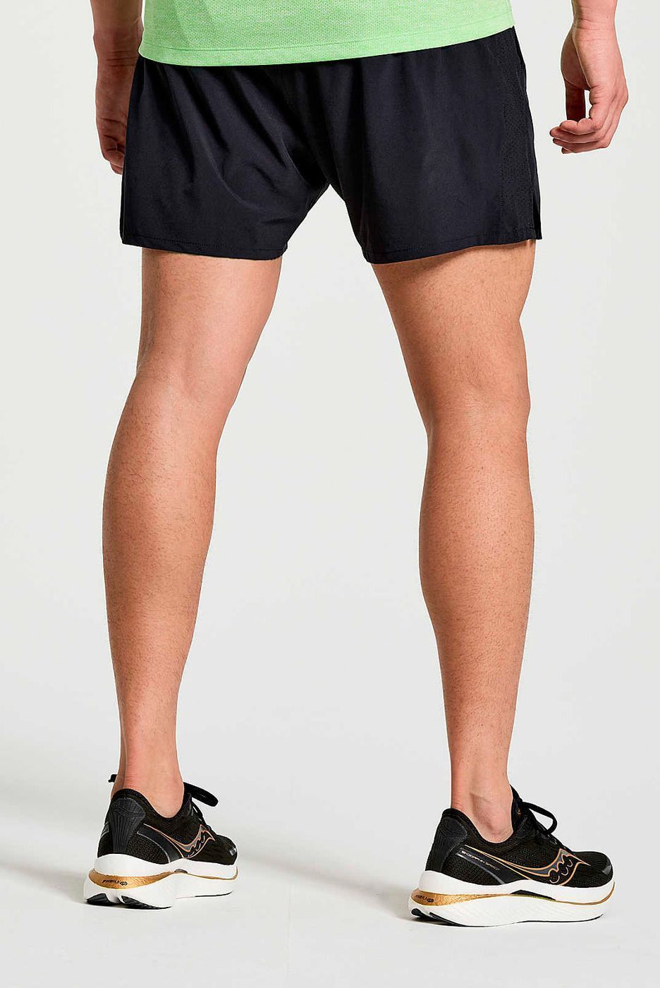 Шорти Saucony OUTPACE 5" SHORT купити