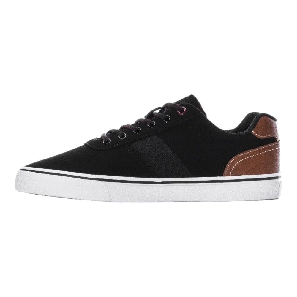 Кросівки Levis Miles Perf Nb Black 517777-17A 45 купить